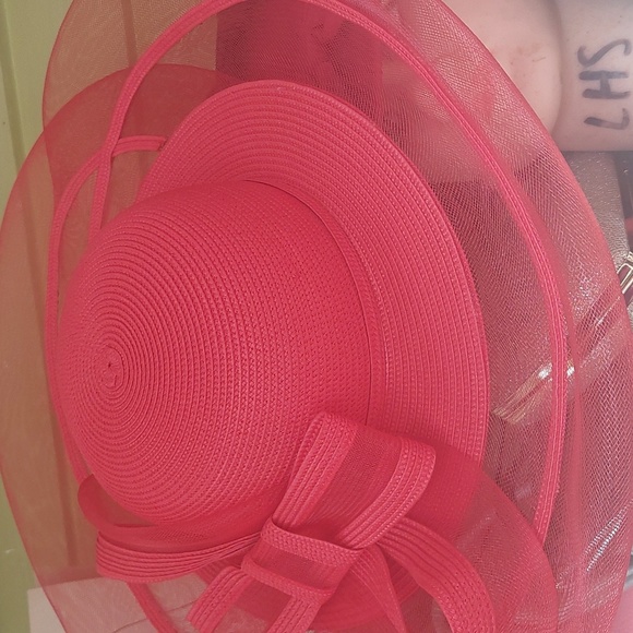 Hat - Picture 3 of 4